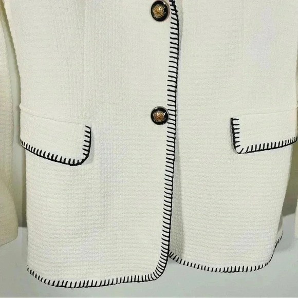 NWT Zara Seamed Straight-Cut Blazer Oyster White Size M Blogger Favorite - Picture 5 of 8